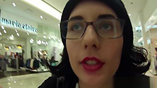 Public Cum Walk at the Mall!