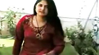 Homemade solo with a chubby Paki chick showing her body