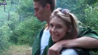 Wild girl gets laid in forest