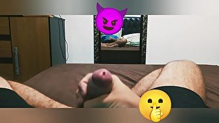 Masturbándome em casa