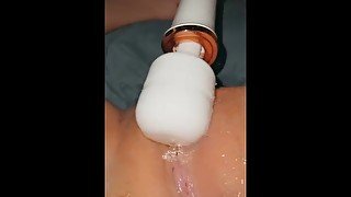 Squirting pussy