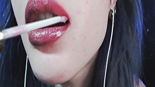 ASMR CLOSEUP WHISPERING ❤️