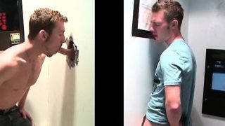 Teen gay mouth fucks straight dick on gloryhole