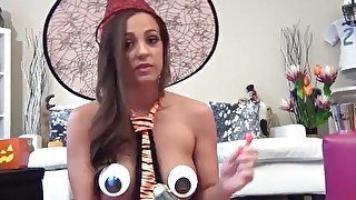 Abigail Mac's Halloween Solo Fun