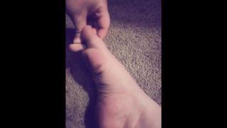 Popping Toes