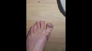 Stinky feet out of flats