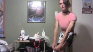 Sissy Striptease