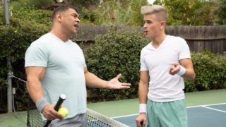 Mature Draven Navarro fucks Andy Taylor on a tennis court