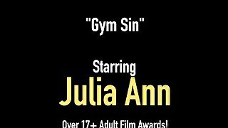 Sex Bomb Milf Julia Ann Pussy Fucks Young Stud In Gym!