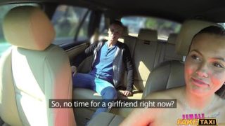 Sexy Driver Gives Discount for Cock