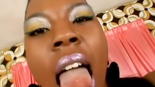 Sensational ebony brunette needs to have her cunt eaten ravishly