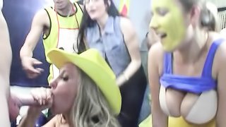 College Tailgate Gangbang - College Tailgate HD Porn Search - Xvidzz.com