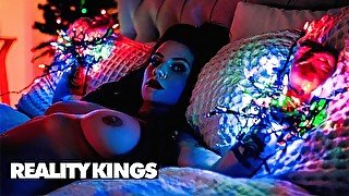 Reality Kings - Zac Wild Closes The Light To Focus On Indica Flower's Body Wrap With The Xmas Light