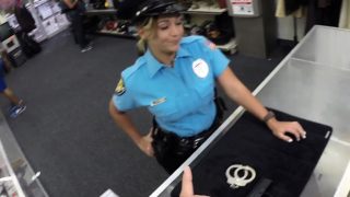 Latina policewoman flashing bigass for cash