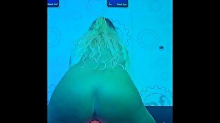 Blonde teen fucks dildo at gym in tanning bed