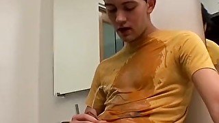 Kinky young man tries out his piss and jerks off hard