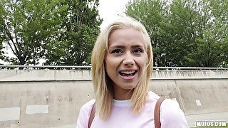 Young blonde chick Veronica Leal has to suck a dick outdoors