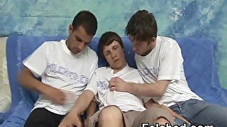 Threesome Felching Gays