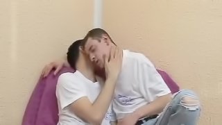 Gay dude gets his ass drilled and his face cummed on