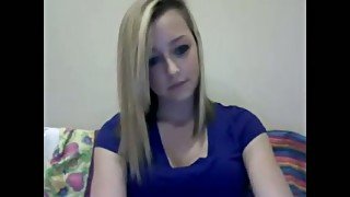 Auburn slender nympho with perky titties wanted to work on webcam