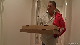 Pizza guy hard fucks married wife and cums inside her