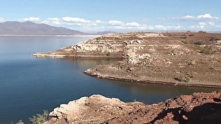 Fucking and sucking out at Lake Mead