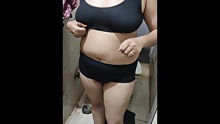 Indian Bhabhi nude bathing video speaking dirty in hindi