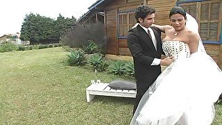 Newlywed couple outdoor