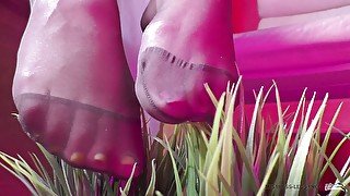 Nylon reinforced toes play with artificial grass