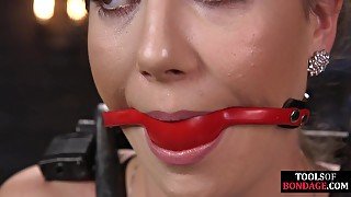 Useless teen 18+ painfully enjoys whipping and pussytoying