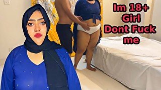 Hi Im (Aria Mia) 18yo Saudi Arab Girl but I Role play aunty to husband because he likes older women