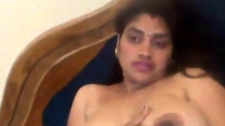 Desi Bhabhi In Sari Masturbation