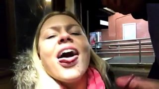 Amateur Bahnhof Blowjob