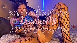 Black Thick & Beautiful Tgirl Solo Play While Facing A Wood 🤤 💙💦(No Watermark Full Video On Only