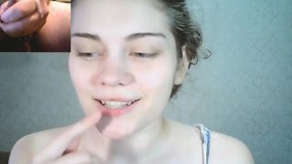 Teen Cam Girl Plays With Her Pussy