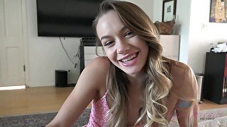 Cute teen girl Naomi Swann - hard porn video