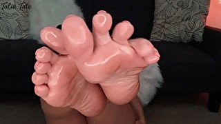 Oiled Soles JOI Quickie