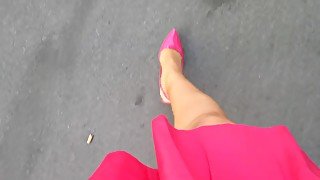 Hot Pink Pointed Scarpins Walking