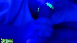 Slut with neon lips denies cum in mouth