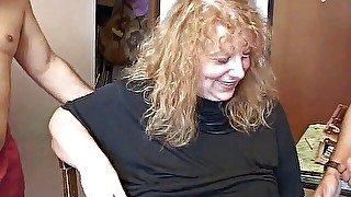 Ugly amateur woman blows a few dicks