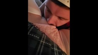 Watch my boyfriend eat my pretty pussy