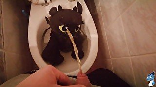 Dragon "Toothless" Peeing 1