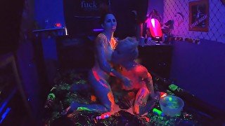 Lisa And Gina Blacklight Nuru Gel Fun