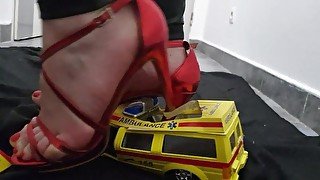 crushing ambulance - giantess