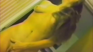 Vintage porn with a beautiful wife shaving her pussy