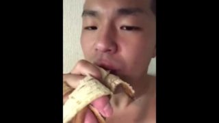 Blowjob japanese boy 