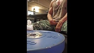 Cumshot in Public gym