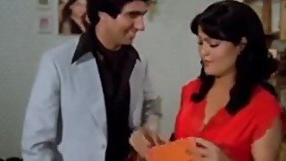 Zeenat Aman Fucked By a Basterd Guy