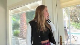 Lesbian porn video featuring Carter Cruise and Mona Wales