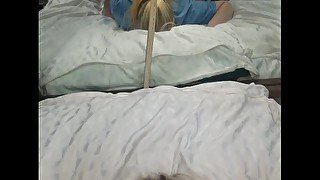 Girlfriend painfully takes it in the ass